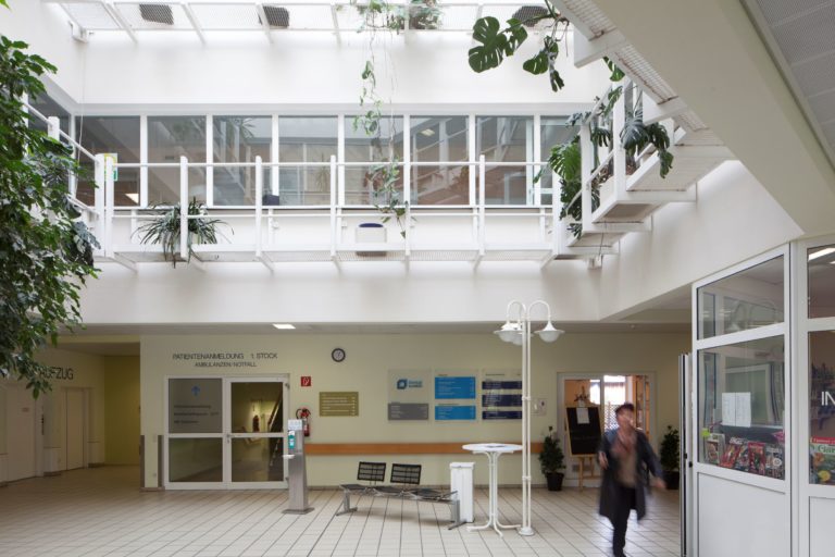 Foyer Mainburg2 768x512